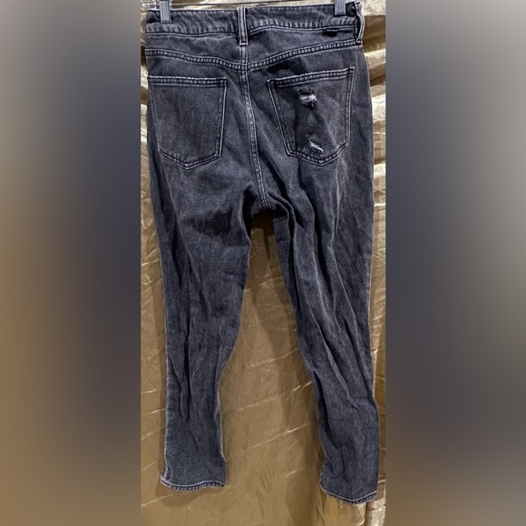 ❗️DEAL❗️3 pair of jeans all size 2 - Picture 3 of 7